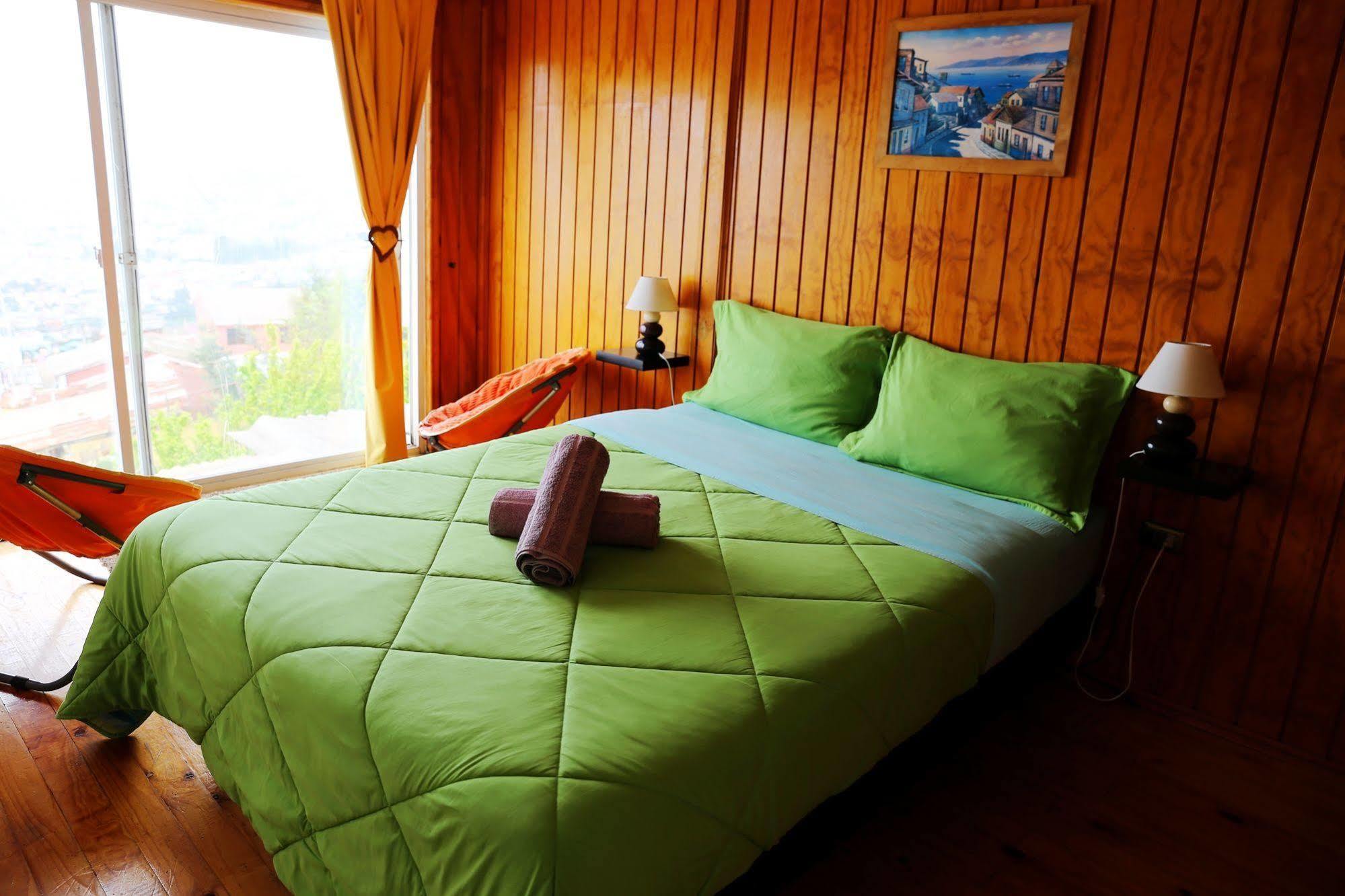 Bed and breakfast Costa Azul 2*